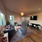 The Pink Royale By Stay Local Nashville