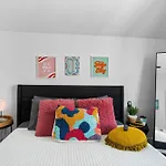 Spacious Nashville Stay - 2 Homes, 15 Guests