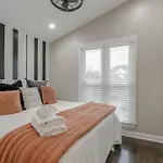 Steps From Hillsboro Village, Downtown 9 Mins Away *