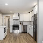 The Nomad 8Br Buyout 32 Guests In Hillsboro