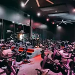 Stylish 2 Penthouse Walk To Shopping, Food, 1 Of 7 Themed Lofts At Cowrite, Find Coffee And Tacos Downstairs, Complimentary Spin Class, Walk To Shopping In 12 South, 10 Minutes To Broadway, Parking, 24 Hr Hospitality Nashville