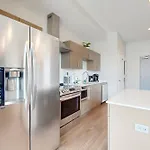 Illume 303 Apartment *
