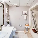 Rustic Cowboy Ranch Retreat Stay Near Nashville