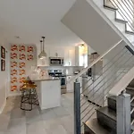 Steps From Hillsboro Village, Downtown 9 Mins Away Apartment