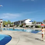 Brentwood U5 I Cozy & Comfy I 2Bd I Free Parking