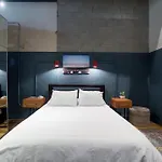 506 Lofts Apartment