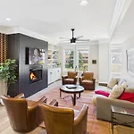 Gulch Melody - Private Rooftop - Heart Of Gulch