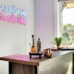 Lux Nashville Retreat 12 Beds Games Bar