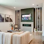 Close To The Gulch - Book Today