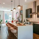 Holiday home King & Queen 2 Homes - 24 Beds Views Nashville
