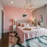Holiday home King & Queen 2 Homes - 24 Beds Views Nashville