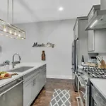 Holiday home New Luxe 4br 12 Beds - Roofdeck Views - Chefs Kitchen Nashville