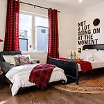 New Nash Eras - 15 Beds - Hot Tub On Rooftop Deck *