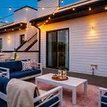 Holiday home New Nash Eras - 15 Beds - Hot Tub On Rooftop Deck