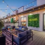 Rooftop Hot Tub Views Pac-man Pool Table * Nashville