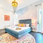 Holiday home Taylor Swift Inspired Hot Tub Rooftop Deck Views Nashville
