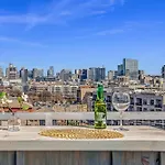 Spectacular Double Rooftop 7 Mins To Broadway Holiday home