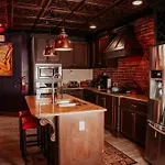 Broadway 4br 2bth 2500sf Art Gallery And Steam Holiday home Nashville
