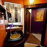 Printers Alley Downtown Mansion