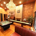 Broadway 4br 2bth 2500sf Art Gallery And Steam Nashville