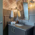 Luxe 4br Retreat With Rooftop Fire Pit & Garage Nashville