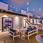 Taylor Swift Inspired Hot Tub Rooftop Deck Views