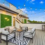 Double Rooftop Decks Hot Tub Karaoke Nashville