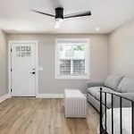 The Nomad 4 Buyout 16 Guests In Hillsboro Apartment *