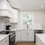 Apartment The Nomad 48-person Hillsboro Village Retreat 1br Spaces Nashville