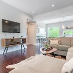 Holiday home The Taylor Martin By Local *