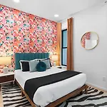 Riverfront Luxury - Walk To Downtown Broadway, Private Patio