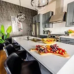 Holiday home Legendary Encore - Great For Groups