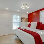 The Note Music And Modern Villa Nashville