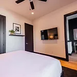 Legendary Encore - Great For Groups Nashville