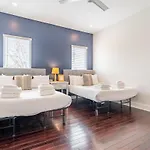 The Taylor Martin By Local Holiday home Nashville