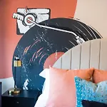 Funky Town - Walkable To Attractions Holiday home *