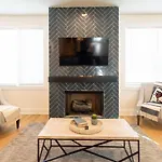 New Townhome Highly Walkable 5 Points Downtown