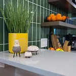 Funky Town - Walkable To Attractions Holiday home *