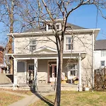 Notes Of Southern Charm - Walkable To Food & Shops