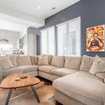 The Taylor Martin By Local Holiday home Nashville