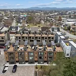 Chic Nash Townhouse Rooftop Patio And City Views