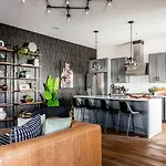 Legendary Encore - Great For Groups Nashville