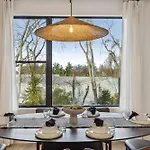 New Modern Escape With Rooftop Hot Tub Apartment Nashville