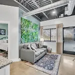 1Br Condo - King Bed - 10Mins To Broadway