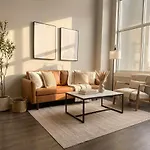 Boulevard Midtown 30ft Ceilings 1br 01 Nashville