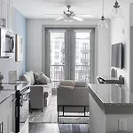 Landing Incredible 1bd Gym Clubhouse *