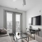 Landing Incredible 1bd Gym Clubhouse Apartment Nashville