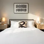 Boulevard Midtown 30ft Ceilings 1br 01 Apartment Nashville