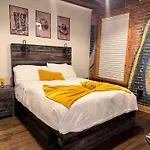 The 1865 Nashville Experience With Speakeasy, Pool & Parking