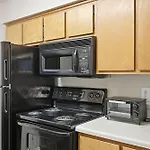 Apartment Spacious Living With Fireplace And Balcony Nashville